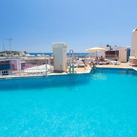 Aparthotel Duquesa Playa Santa Eularia des Riu Bagian luar foto