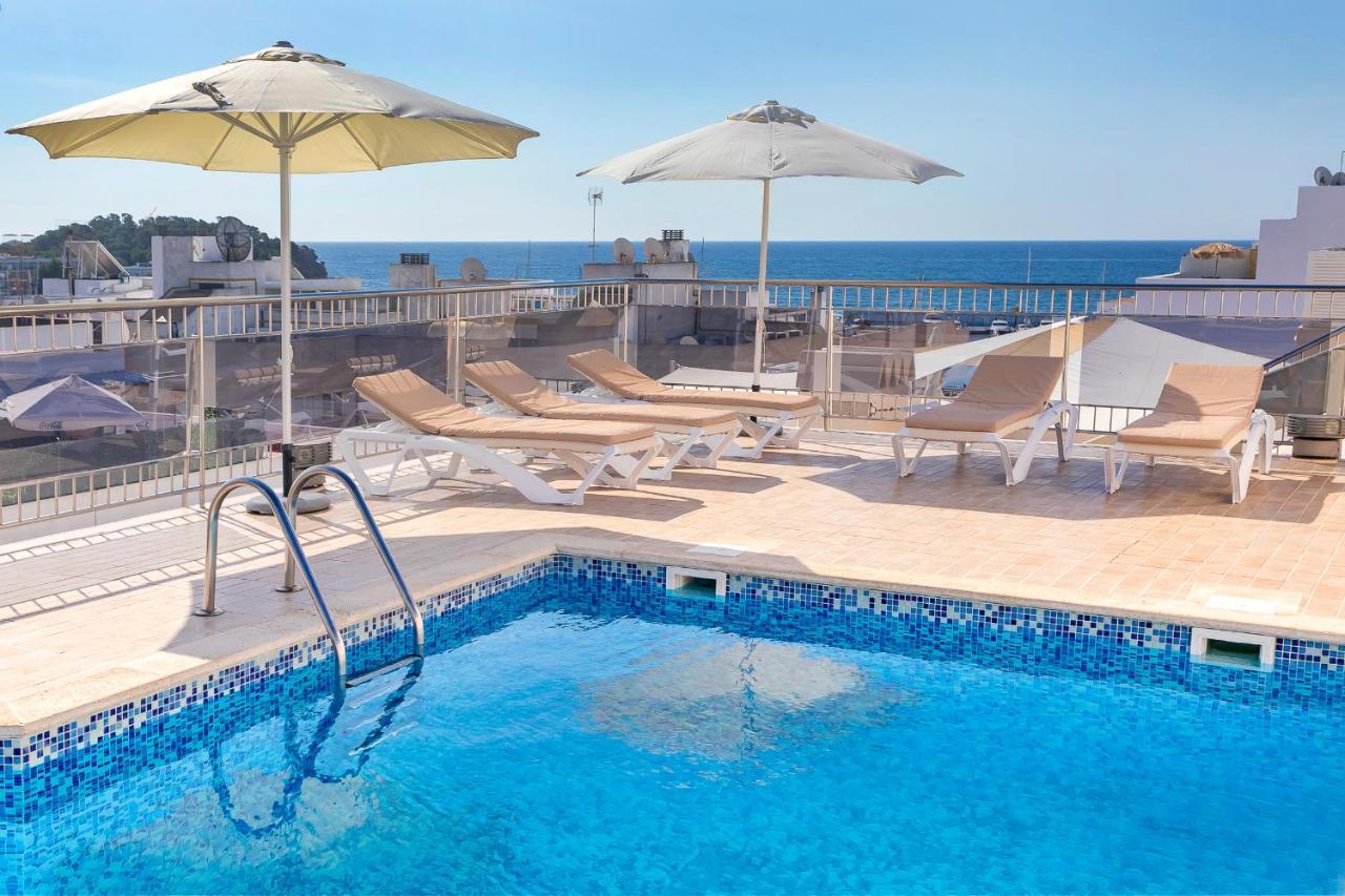 Aparthotel Duquesa Playa Santa Eularia des Riu Bagian luar foto