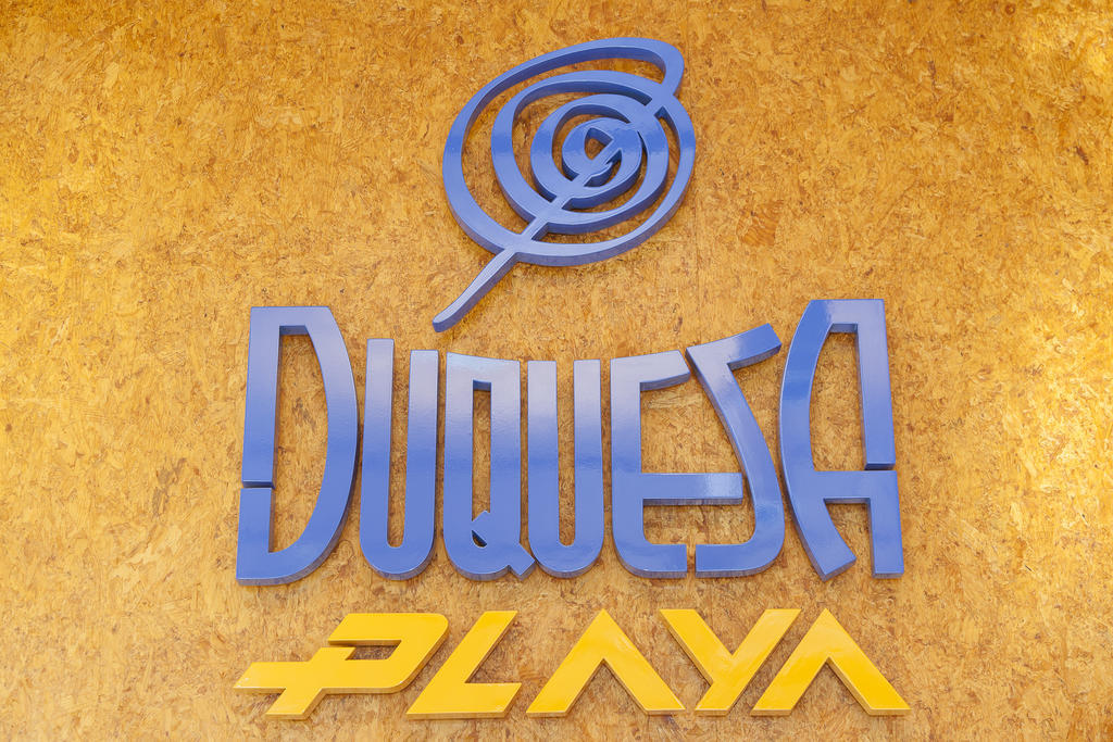 Aparthotel Duquesa Playa Santa Eularia des Riu Bagian luar foto